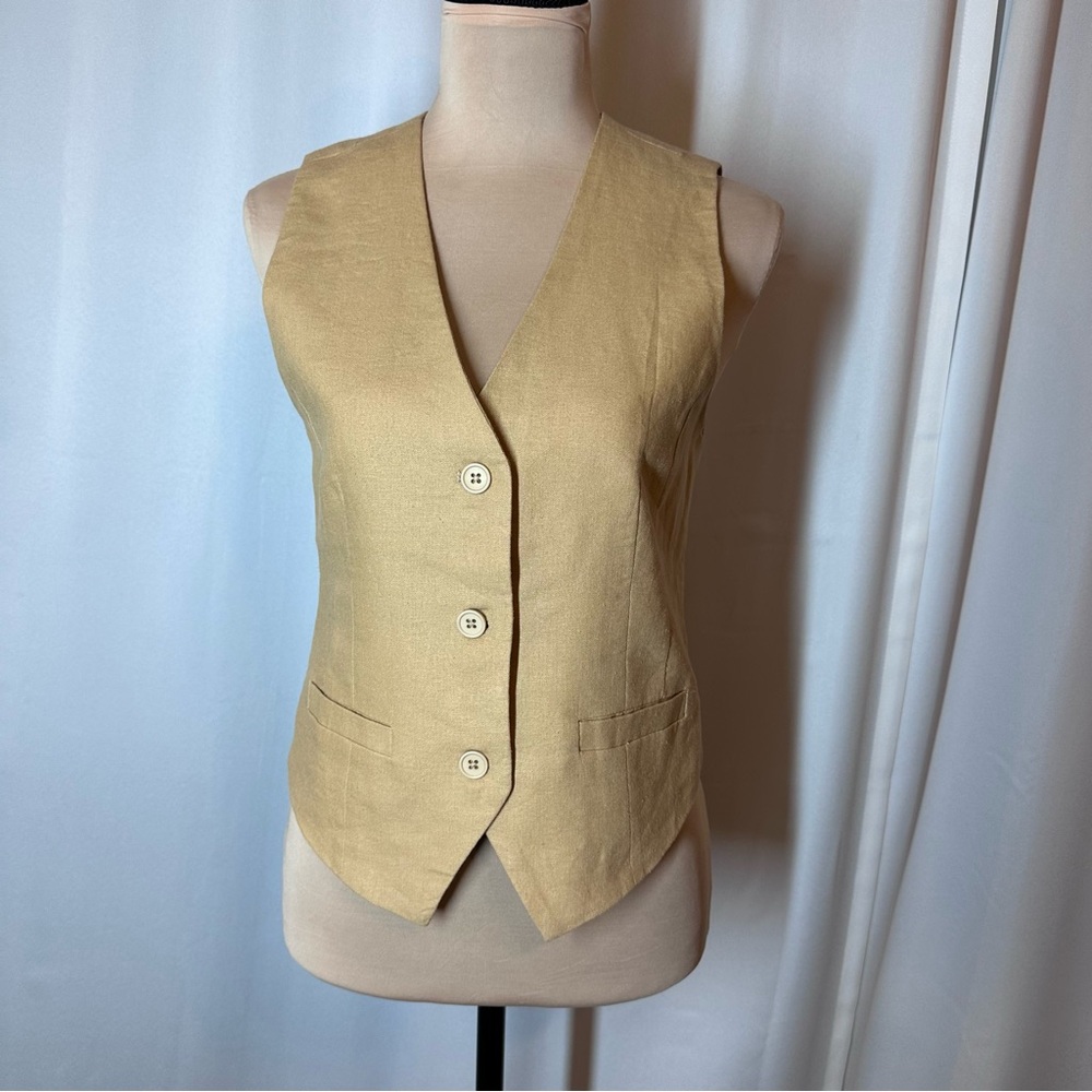 Steve Madden Wesley Vest Top Sz S Gold Linen Blend V Neck Button Up Preppy NWOT